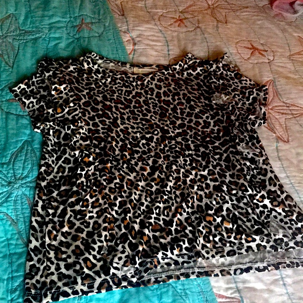 Short Sleeve Cheetah Print Blouse
